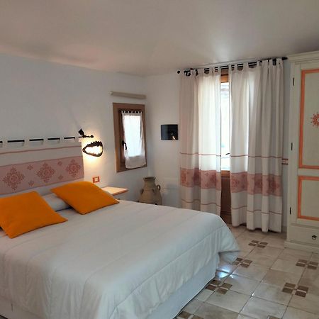 Residenza Di Campagna Seranile ดอร์กาลี ภายนอก รูปภาพ