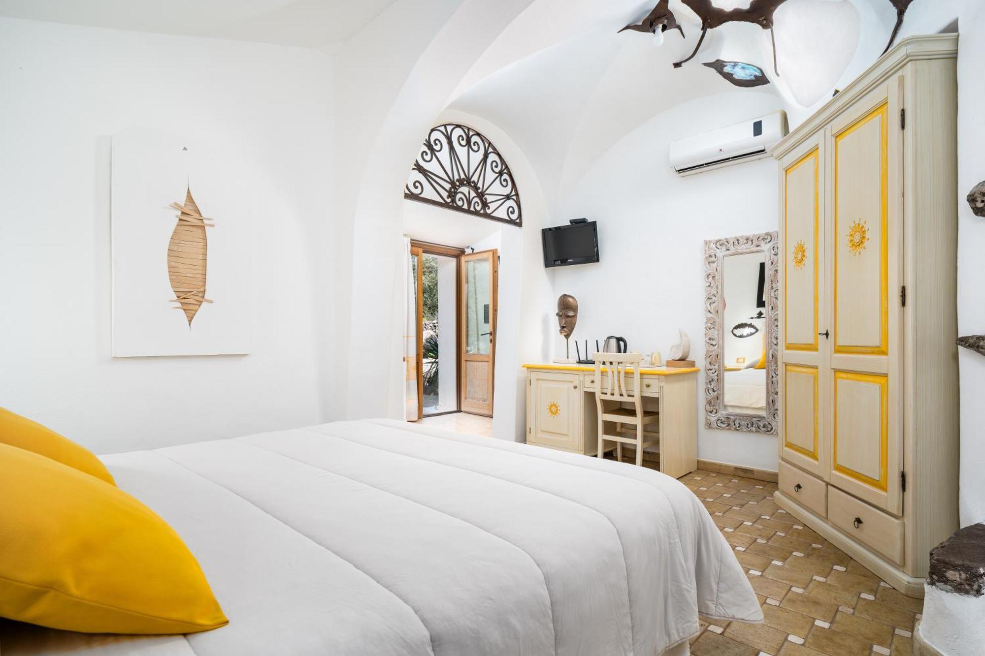 Residenza Di Campagna Seranile ดอร์กาลี ภายนอก รูปภาพ