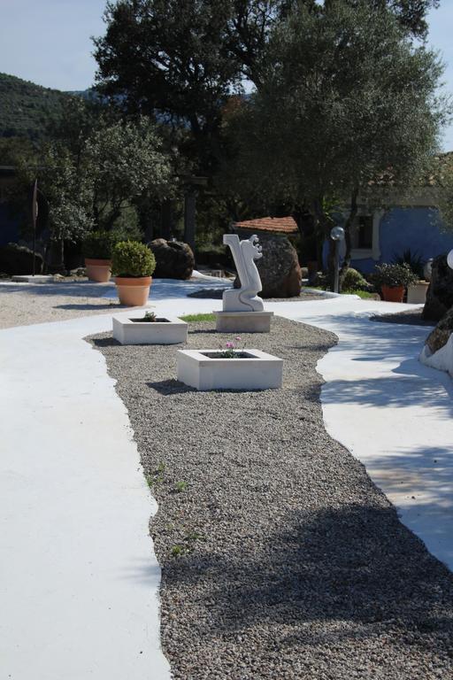 Residenza Di Campagna Seranile ดอร์กาลี ภายนอก รูปภาพ